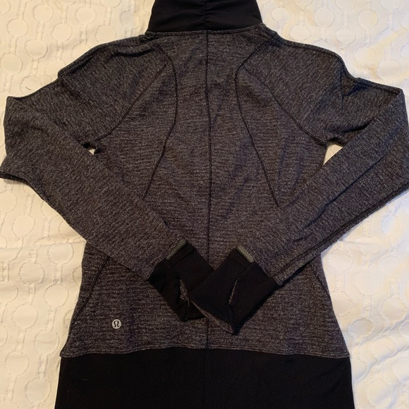 lululemon athletica Tops - Lululemon athletic long sleeve lululemon athletica Tops - Lululemon athletic long sleeve
